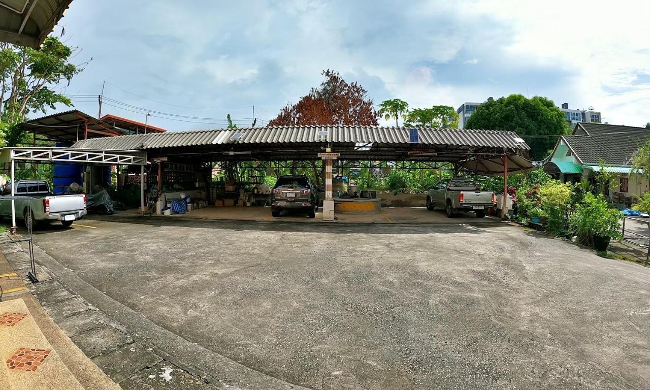 Mala Hotel Strand Kata Exterior foto